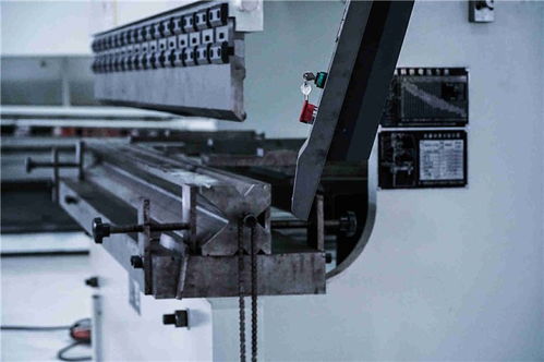 長(zhǎng)河機(jī)械 廣州水陸挖掘機(jī)改裝專家，助力建筑工程機(jī)械租賃市場(chǎng)升級(jí)